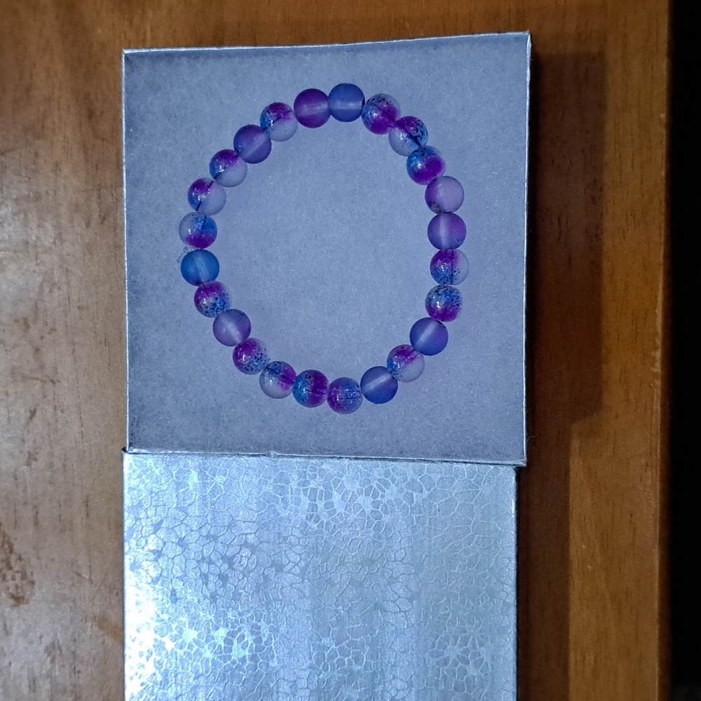 Violet Sparkle Matte Crystal Bracelet - Picture 5 of 8